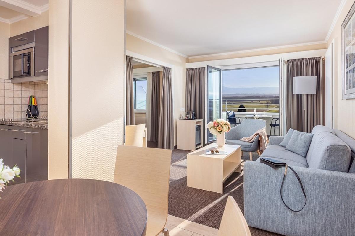 Everness Hotel&resort