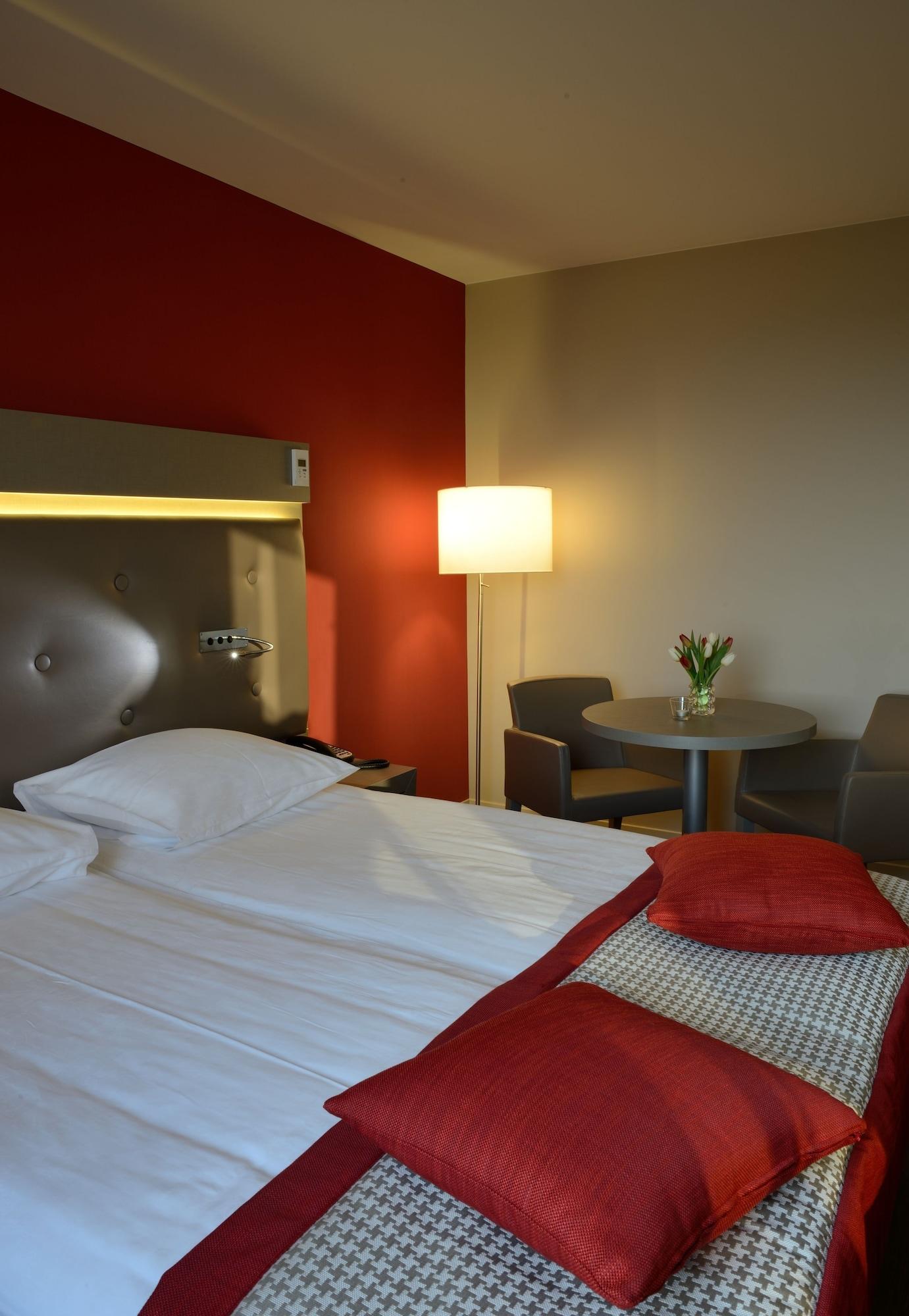 Hotel Everness &